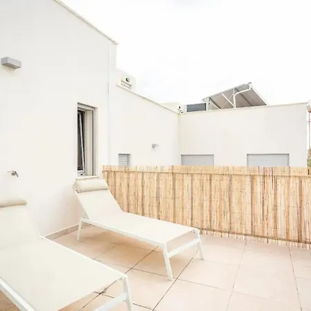 With Heated Rooftop Pool *
